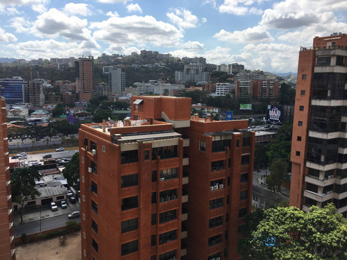Imagen 6 de 12 de Alquilo Apto 150mt2 3h+s/2b+s/2p El Rosal 3674