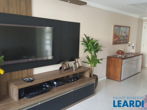 Imagem 2 de 5 de Apartamento - Jurerê - Sc - 634728