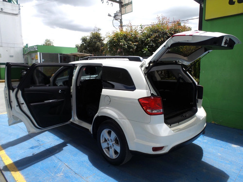 Dodge Journey Se