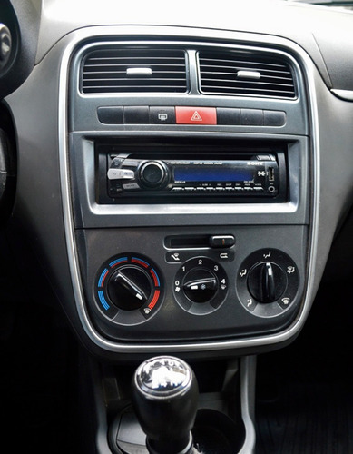 Fiat Punto Atractive 1.4 8v