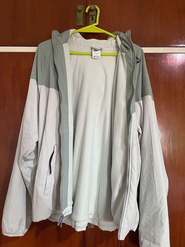 Campera Nike (Usado)