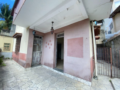 Imagem 2 de 23 de Casa Em Icaraí, 4 Quartos 01 Vaga À Venda, 300 M² Por R$ 950.000 - Icaraí - Niterói/rj - Ca0062