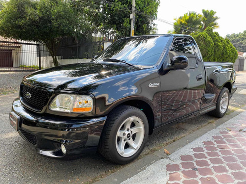 Ford F-150 1999 5.4 Svt Lightning
