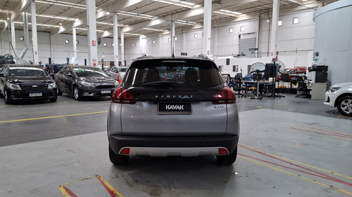 Peugeot 2008 1.6 Feline