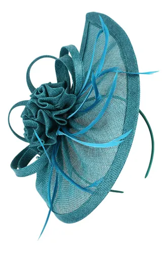 La Boda Tiene Un Sombrero De Malla
