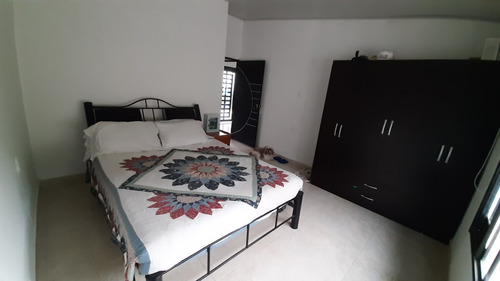 Casa Finca De 2800m2, Silvania, Cundinamarca