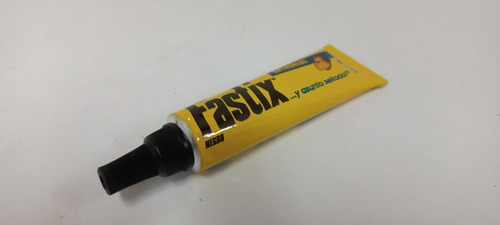 Imagen 4 de 7 de Sellador Sintetico Fastix Antihongos Negro De 25 Grs