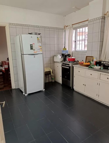 Venta Apartamento 4 Dormitorios Centro Sobre Calle PaysandĂș