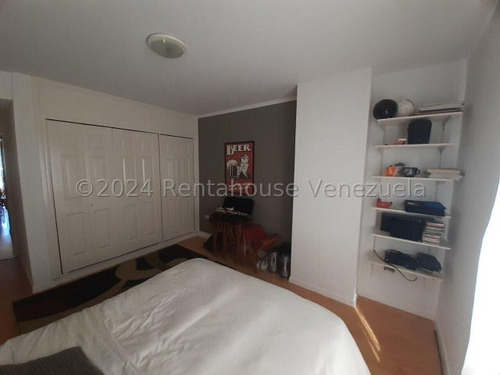 Venta De Apartamento En La Avenida Aldonza Manrique Playa Ángel Pampatar