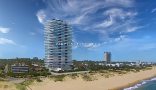Apartamento En Venta En Icon Brava Tower, Punta Del Este.