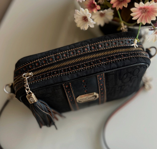 Bolsa Victor Hugo Original Kaia Preto Monograma Ouro Preto