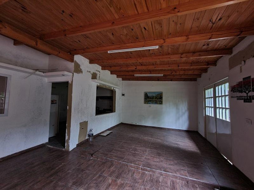 Imagen 4 de 22 de Casa 5 Ambientes Con Parque Y Entrada Para Autos