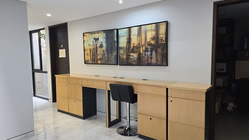 Casa Para Oficinas En Venta En Jardines Del Pedregal