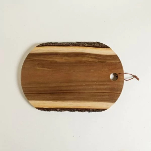 Tabla Con Corteza Oval De Acacia 41x26,5 Cm Color Marrón