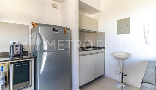Departamento En Venta, 2 Amb, En Olivos Con Cochera