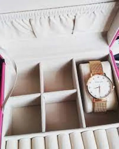 Reloj Mary Kay Con Cristales De Swarovski Con Joyero. | Meses sin intereses