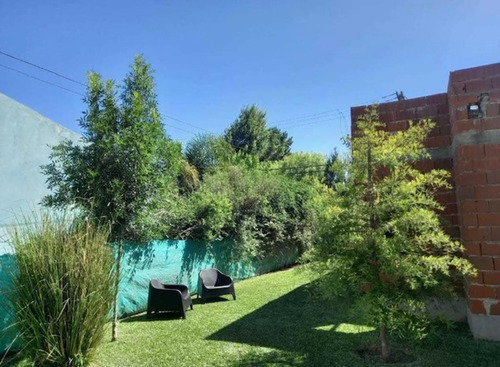 Imagen 12 de 17 de Casa En Construcción En Barrio Los Pioneros