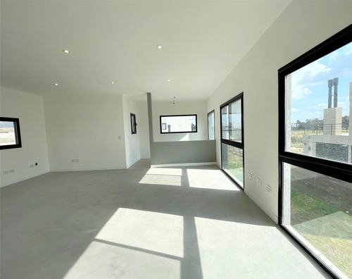 Venta, Casa, El Canton, Golf, Lote Al 300