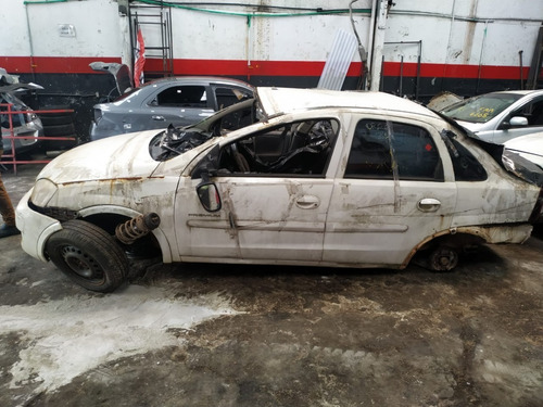 Imagem 3 de 9 de Sucata Corsa Sedan Premium 1.4 8v Econoflex Ano 2011
