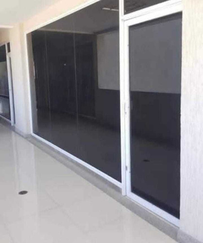 Imagen 2 de 5 de Local C.c Rivera Real 60m² Con 1 Baño Oficina Interna Nueva Barcelona