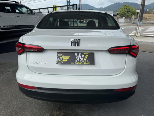 Fiat Cronos 1.3 8V Flex