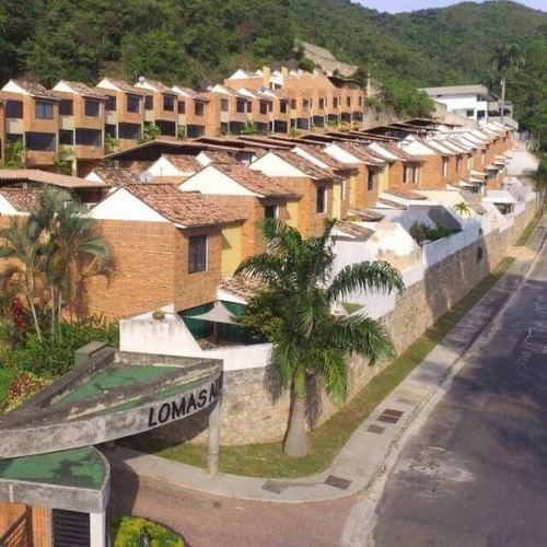Imagen 6 de 12 de Townhouse En Venta Lomas Del Este Valencia 215 Metros. Código 438990