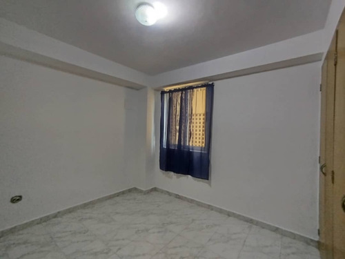 Apartamento Sin Amoblar Ubicado En Naguanagua - Res. Morichal (yb)