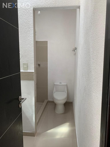 Imagen 17 de 19 de Casa En Venta Residencial Américas 2 Niveles Con 2 Recamaras 1.5 Baños