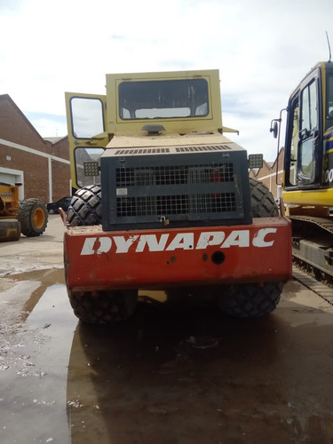 Compactador Dynapac - Ca250