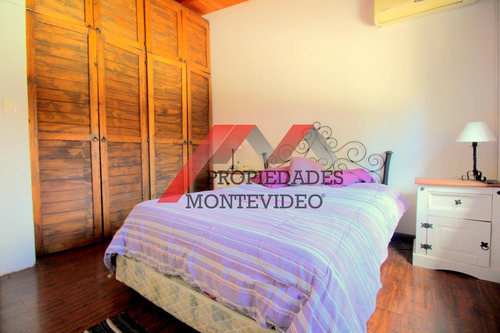 Casa En Venta - 3 Dormitorios - 2 Baños- Barbacoa Y Piscina - Aires Puros