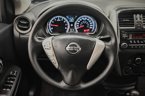 Imagen 10 de 18 de Nissan Versa Drive 1.6 4p At