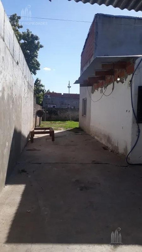 Imagen 7 de 9 de Casa 4 Ambientes Venta Merlo Oportunidad