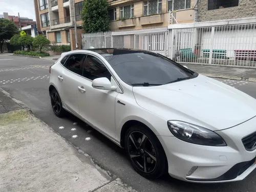 Volvo V40 1.6 T4 R-design