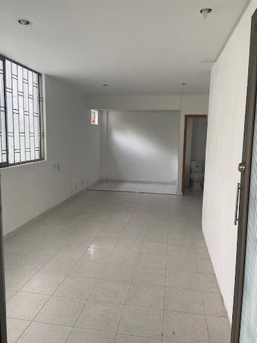 Imagen 8 de 11 de Locales En Arriendo Buque 476-1926