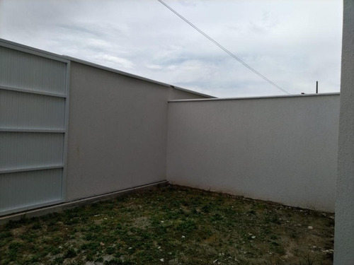 Apartamento Em Jardim Atlântico Leste (itaipuaçu), Maricá/rj De 67m² 2 Quartos À Venda Por R$ 250.000,00 - Ap946164