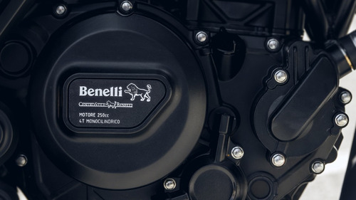 Imagen 22 de 23 de Benelli Leoncino 250 Abs Scrambler Retro Capital Colegiales
