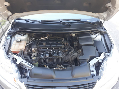 Ford Focus Trend Full 1.6 5p 2010