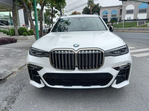 Imagen 2 de 10 de Bmw X7 5.0 M
