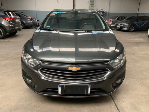 Imagen 2 de 12 de Chevrolet Prisma