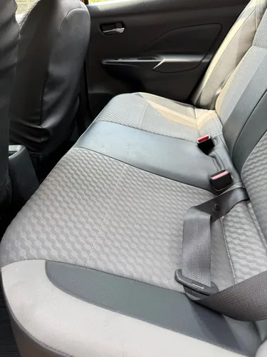 Nissan Versa 1.6 Advance Mt