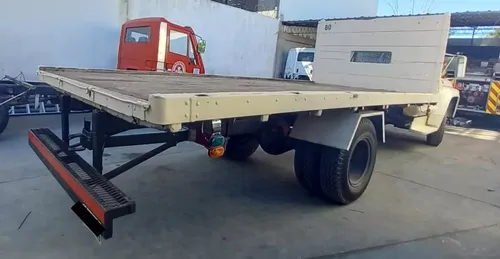 Ford F7000 C Playa, Cubiertas Del Nuevas Permutas 10 Pallets