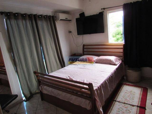 Sobrado Com 3 Dormitórios À Venda, 138 M² Por R$ 585.000,00 - Centro - São Vicente/sp - So0343