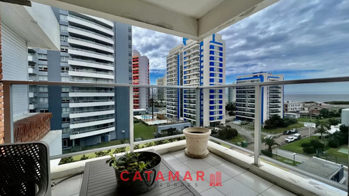 Departamento Dos Dormitorios Y Medio Dos Baños Garaje Punta Del Este