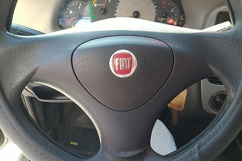 Imagem 10 de 15 de Fiat Palio 1.0 Fire Economy Flex 5p C/ Dh. + V.e + T.e