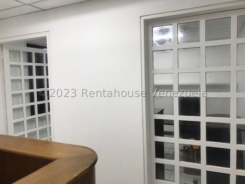 Cur Oficina En Venta En Los Cortijos De Lourdes 24-7012 Yg
