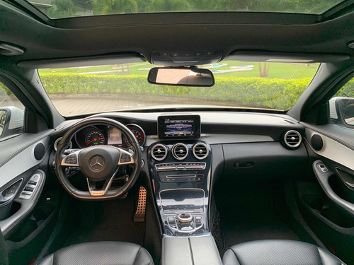 Imagen 2 de 11 de Mercedes-benz Clase C250 2016 2.0t Amg