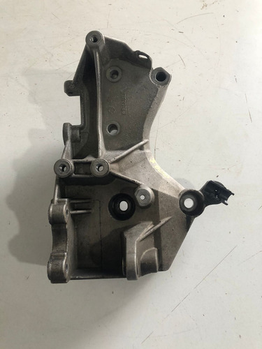 Base Soporte Alternador Clio/platina 2002