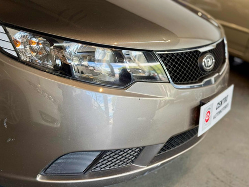 Kia Cerato 2.0 Forte Ex