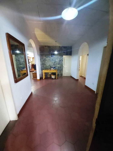 Imagen 2 de 20 de Vende Casa Centro De San Joaquin