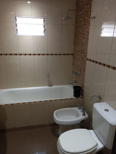 Imagen 23 de 30 de Casa En 2 Plantas A La Venta De 4 Ambientes En Jose C Paz